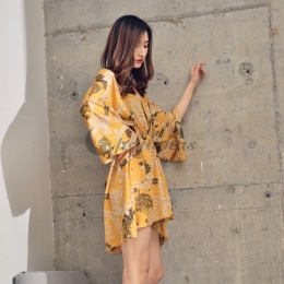 可愛い シルク パジャマ 半袖 部屋着 おしゃれ かわいい レトロ ゆったり Vネック プリント 薄手 膝上